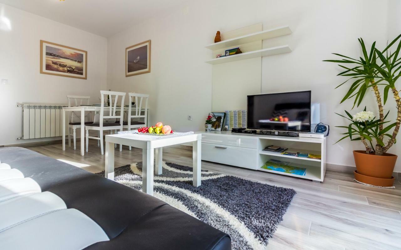 Apartment Mika بولا المظهر الخارجي الصورة
